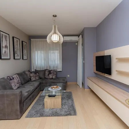 Compass With Garage Space * Podgorica