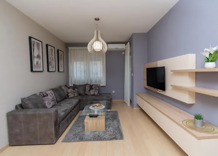 Compass With Garage Space * Podgorica