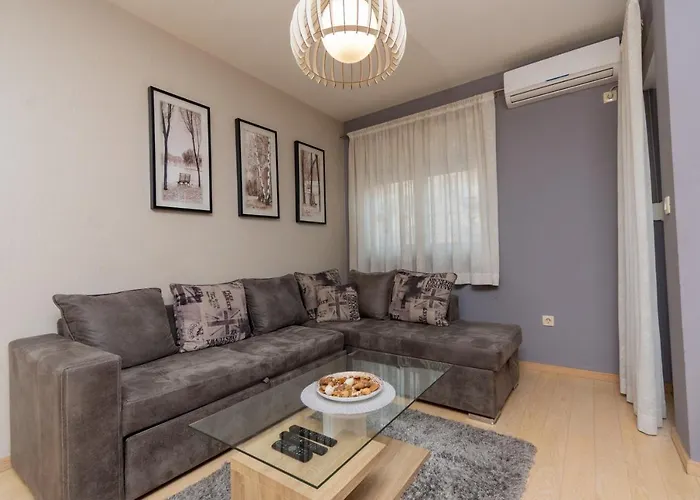 Compass With Garage Space * Podgorica